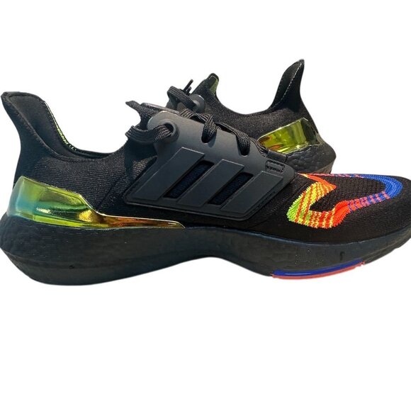 Adidas UltraBoost 22 Men\'s Black Running Shoes Size 11 - New main image 5